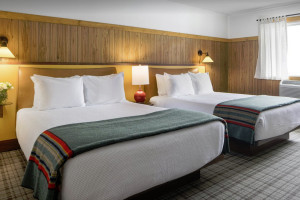 The Virginian Lodge | Amazing Retro Motel