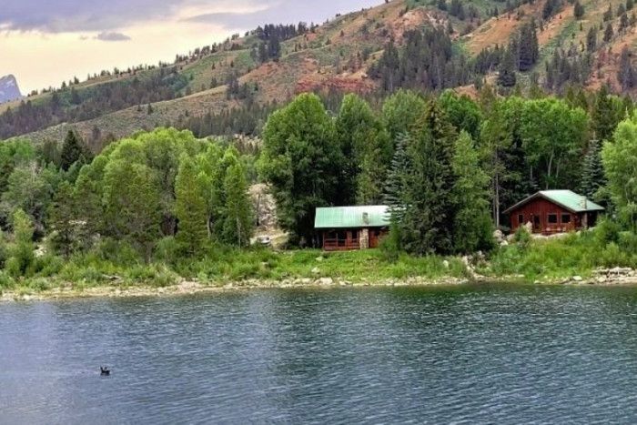 Budge Slide Lake Cabins — Kelly, WY